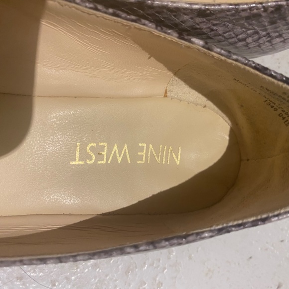 Nine West snakeskin pointed toe  ballet flats. Sz 6.5 - Picture 12 of 16